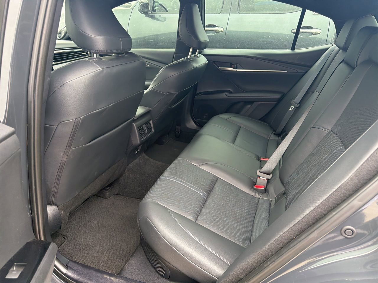 Used 2025 Toyota Camry XSE w/ Premium Package image 8