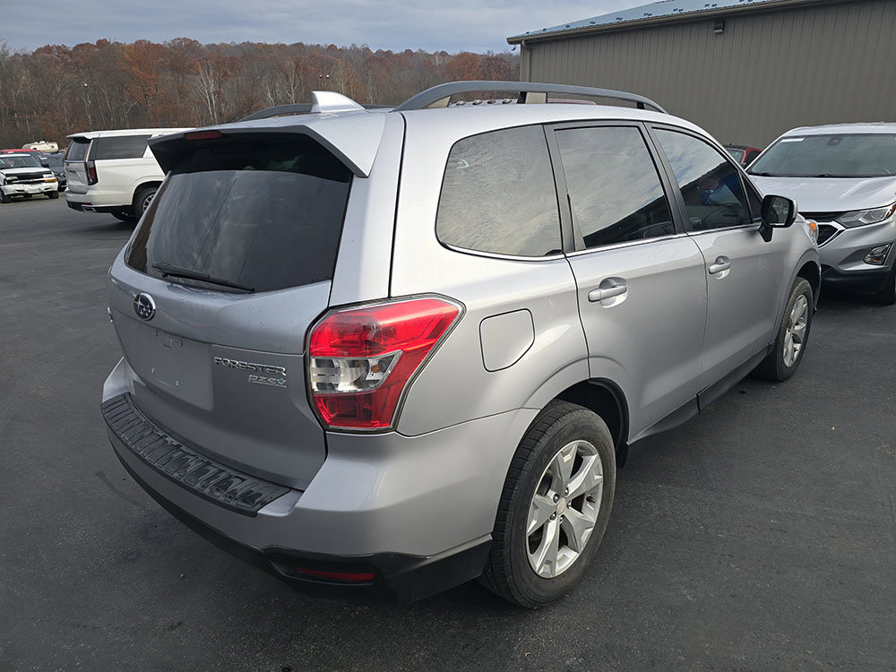 Used 2016 Subaru Forester 2.5i Limited w/ Popular Package #2 image 3