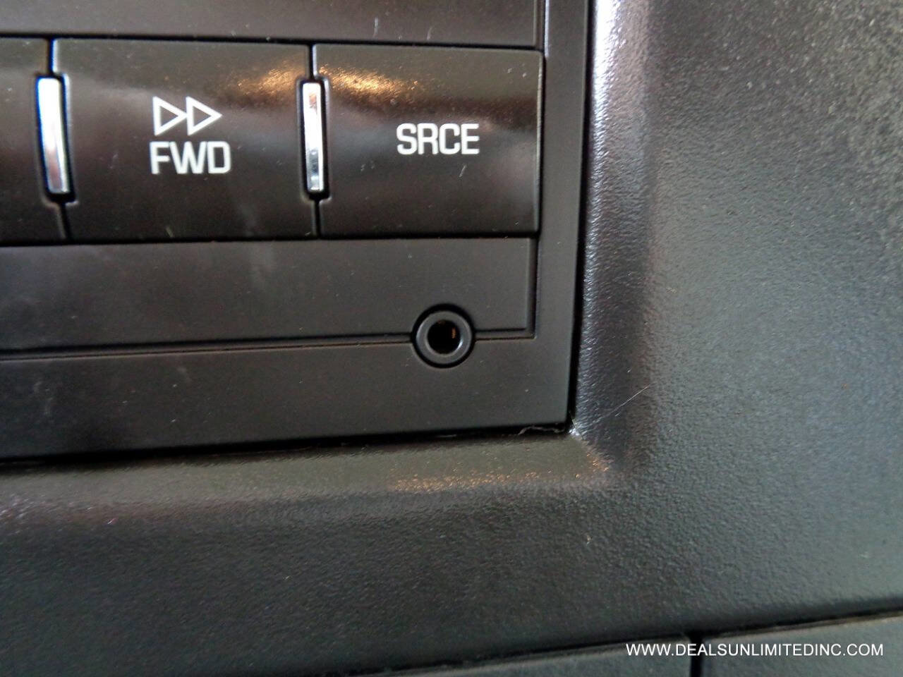Used 2017 Chevrolet Express 2500 RWD image 13