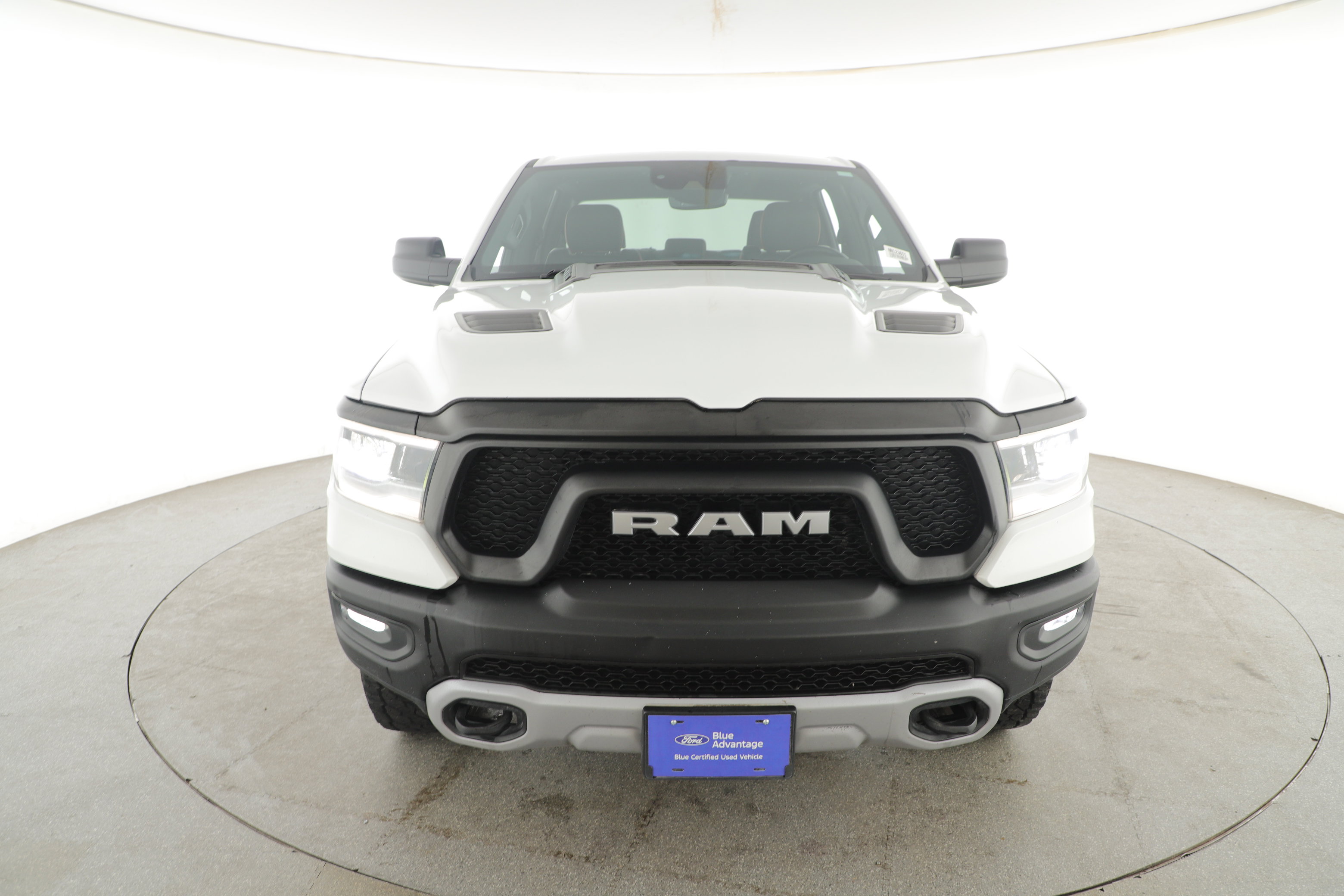 Used 2024 RAM 1500 Rebel image 2