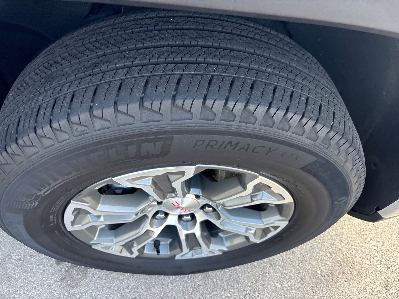 Used 2025 GMC Sierra 1500 SLT image 7