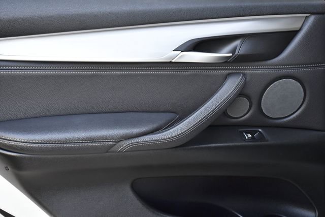 Used 2018 BMW X5 sDrive35i w/ Driving Assistance Package image 25