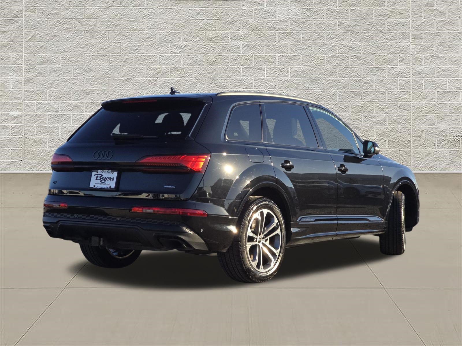 Certified 2026 Audi Q7 2.0T Premium AWD/4WD image 7