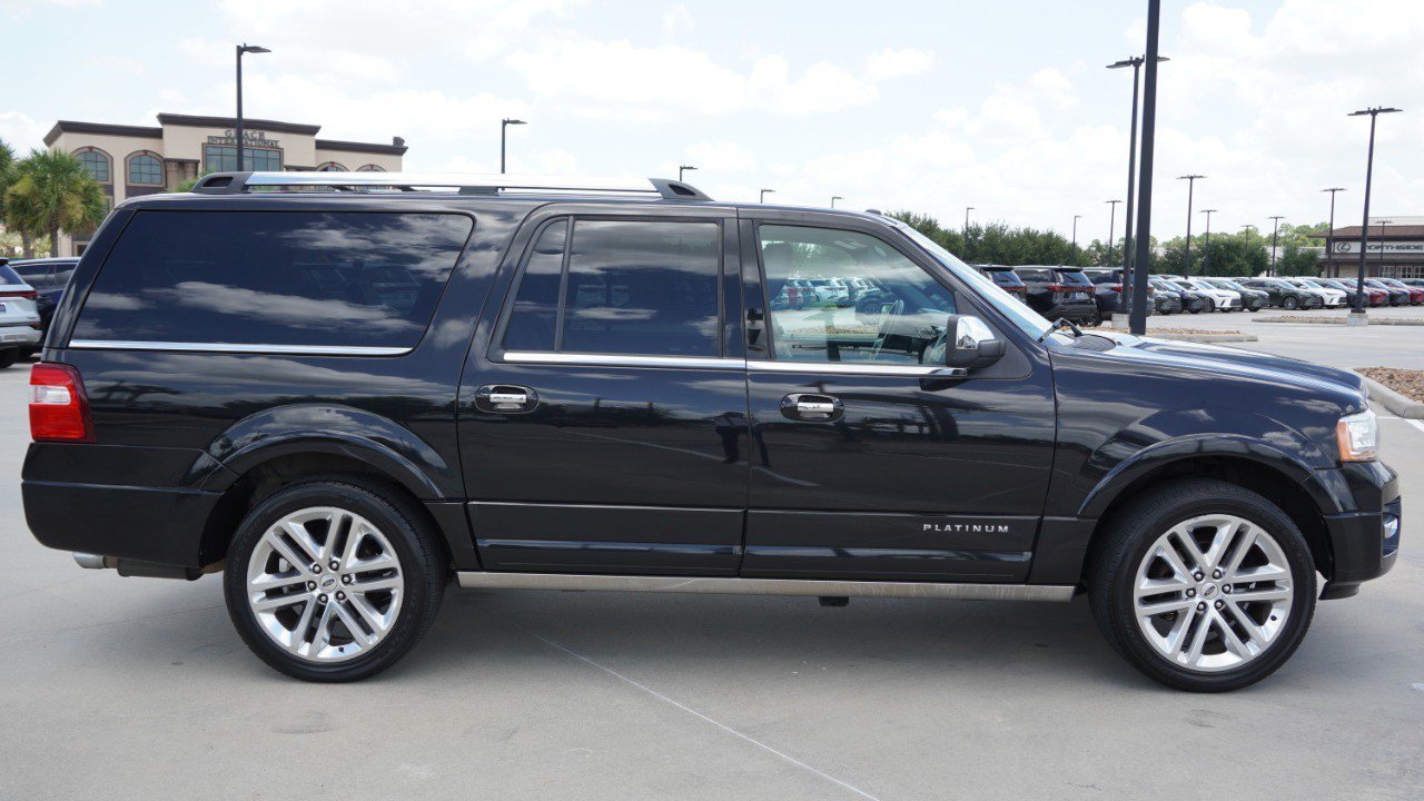 Used 2015 Ford Expedition EL Platinum RWD image 4