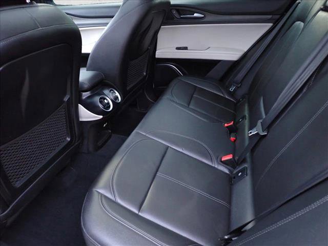 Used 2021 Alfa Romeo Stelvio Ti w/ Nero Edizione image 10