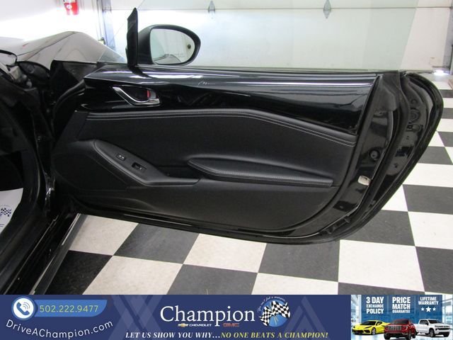 Used 2021 MAZDA MX-5 Miata RF Grand Touring RWD image 34