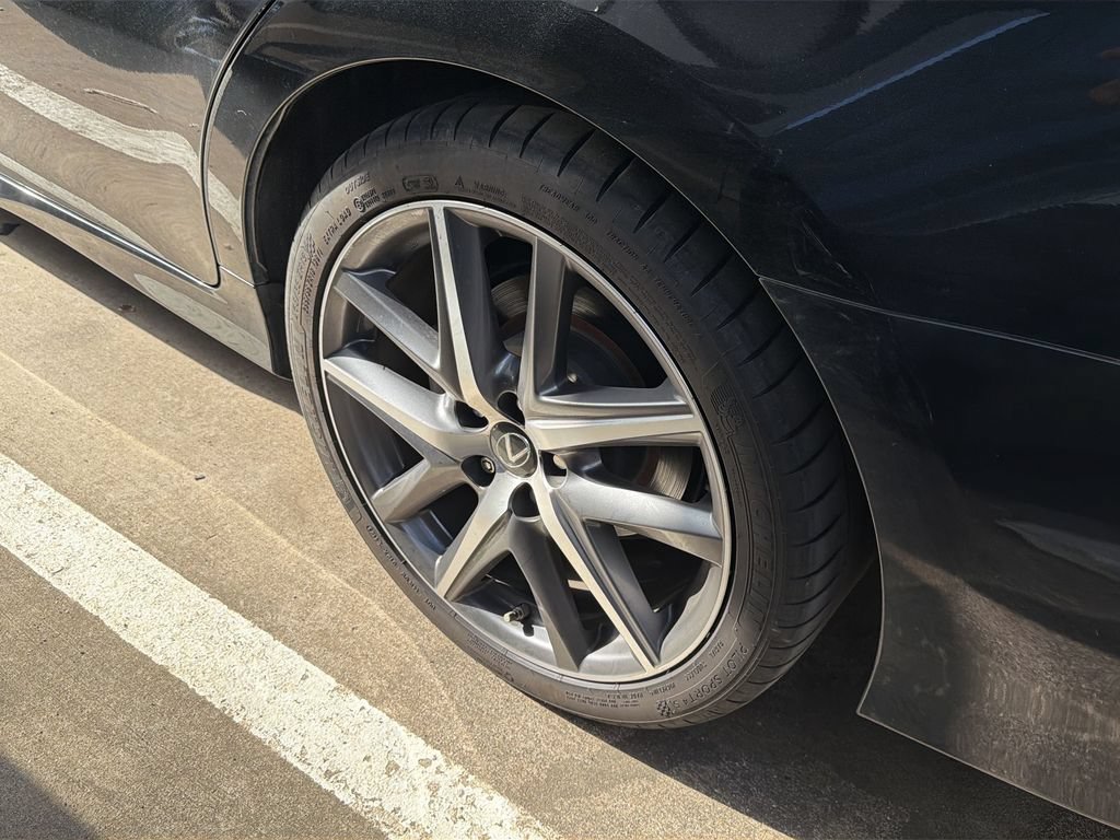 Used 2018 Lexus GS 350 F Sport RWD image 5