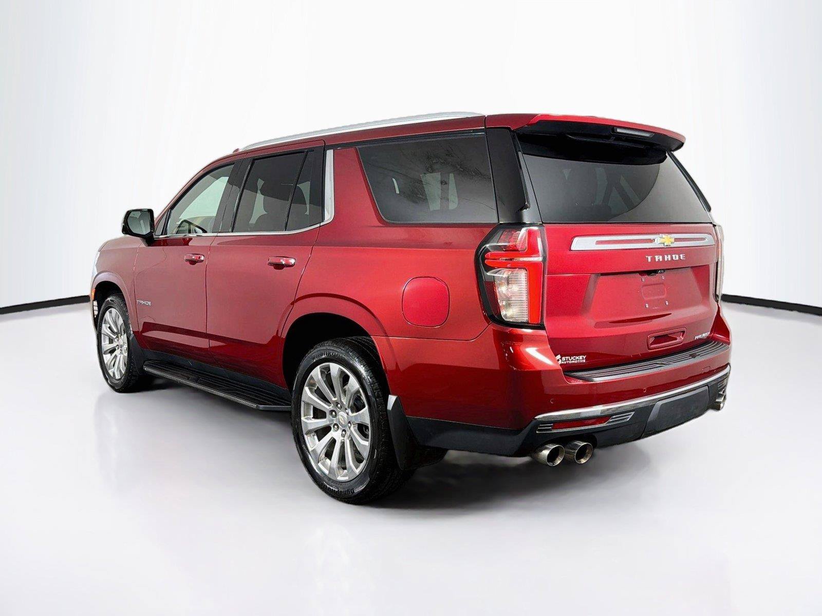 Used 2021 Chevrolet Tahoe Premier w/ Premium Package AWD/4WD image 9