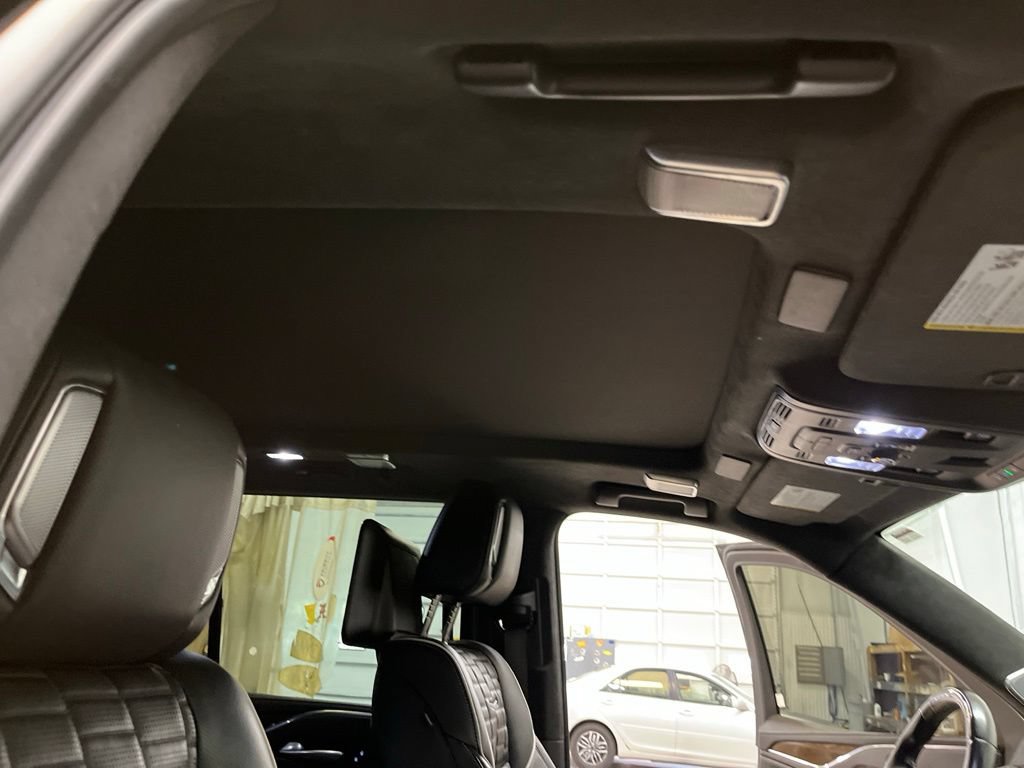 Used 2023 Cadillac Escalade Sport Platinum AWD/4WD image 40