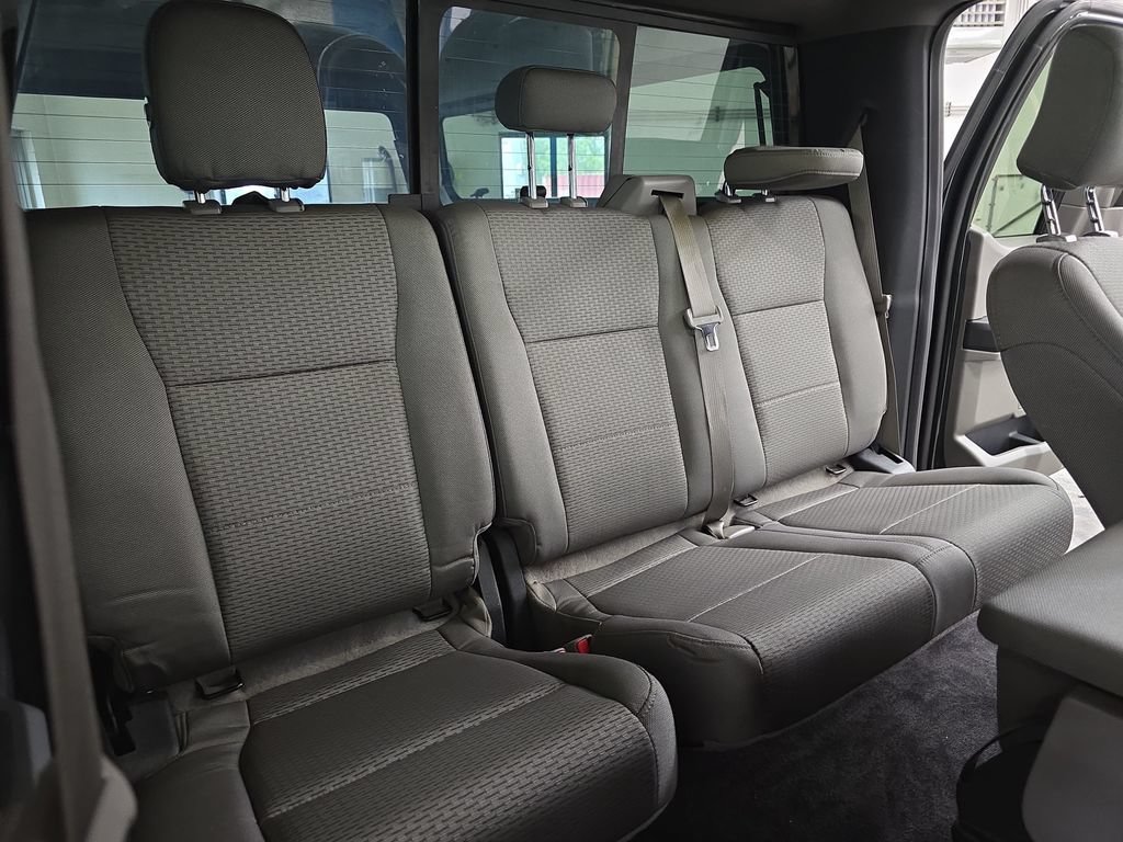 Used 2015 Ford F150 XLT w/ Equipment Group 302A Luxury AWD/4WD image 11