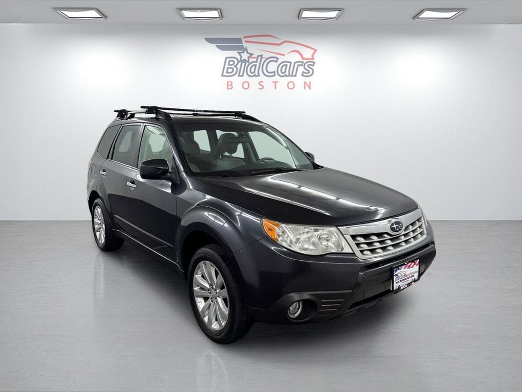 Used 2012 Subaru Forester 2.5X Limited image 3