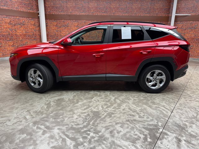 Used 2022 Hyundai Tucson SEL w/ Cargo Package image 2