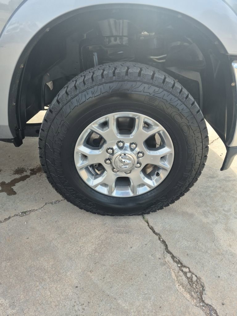 Used 2020 RAM 2500 Laramie AWD/4WD image 11