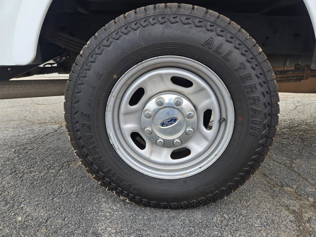 Used 2015 Ford F250 XL w/ Power Equipment Group image 11