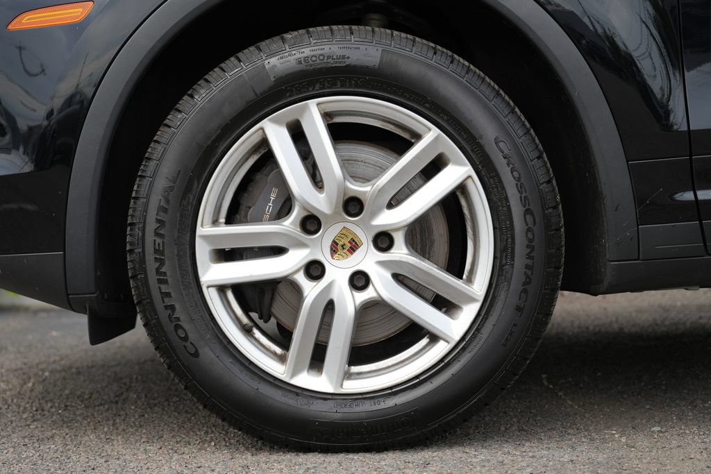 Used 2016 Porsche Cayenne AWD/4WD image 13