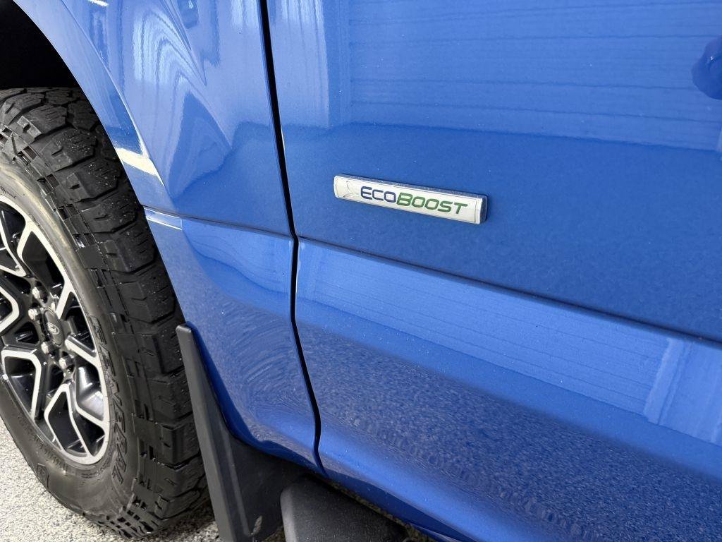 Used 2015 Ford F150 XLT w/ Equipment Group 302A Luxury AWD/4WD image 10