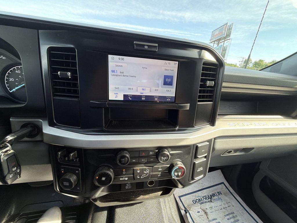 Used 2025 Ford F550 4x4 Crew Cab Super Duty image 22