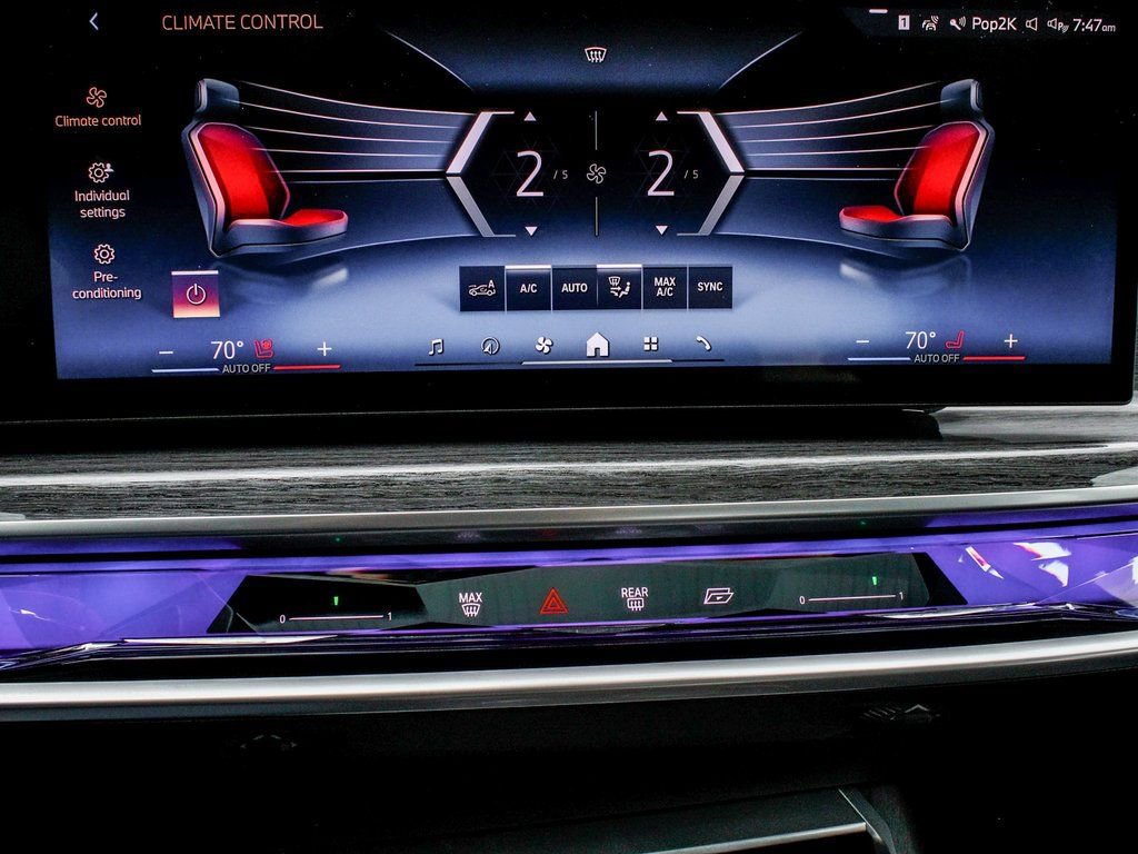 Used 2025 BMW 740i xDrive image 27