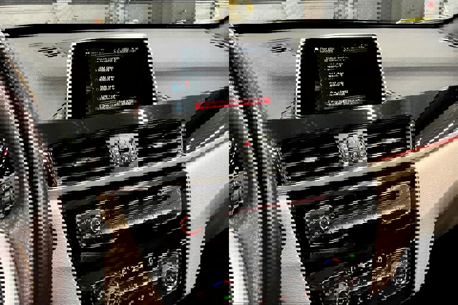 Used 2019 BMW X1 sDrive28i w/ Convenience Package image 6