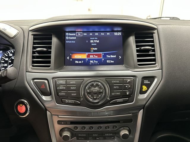 Used 2018 Nissan Pathfinder SL w/ Midnight Edition Package FWD image 36