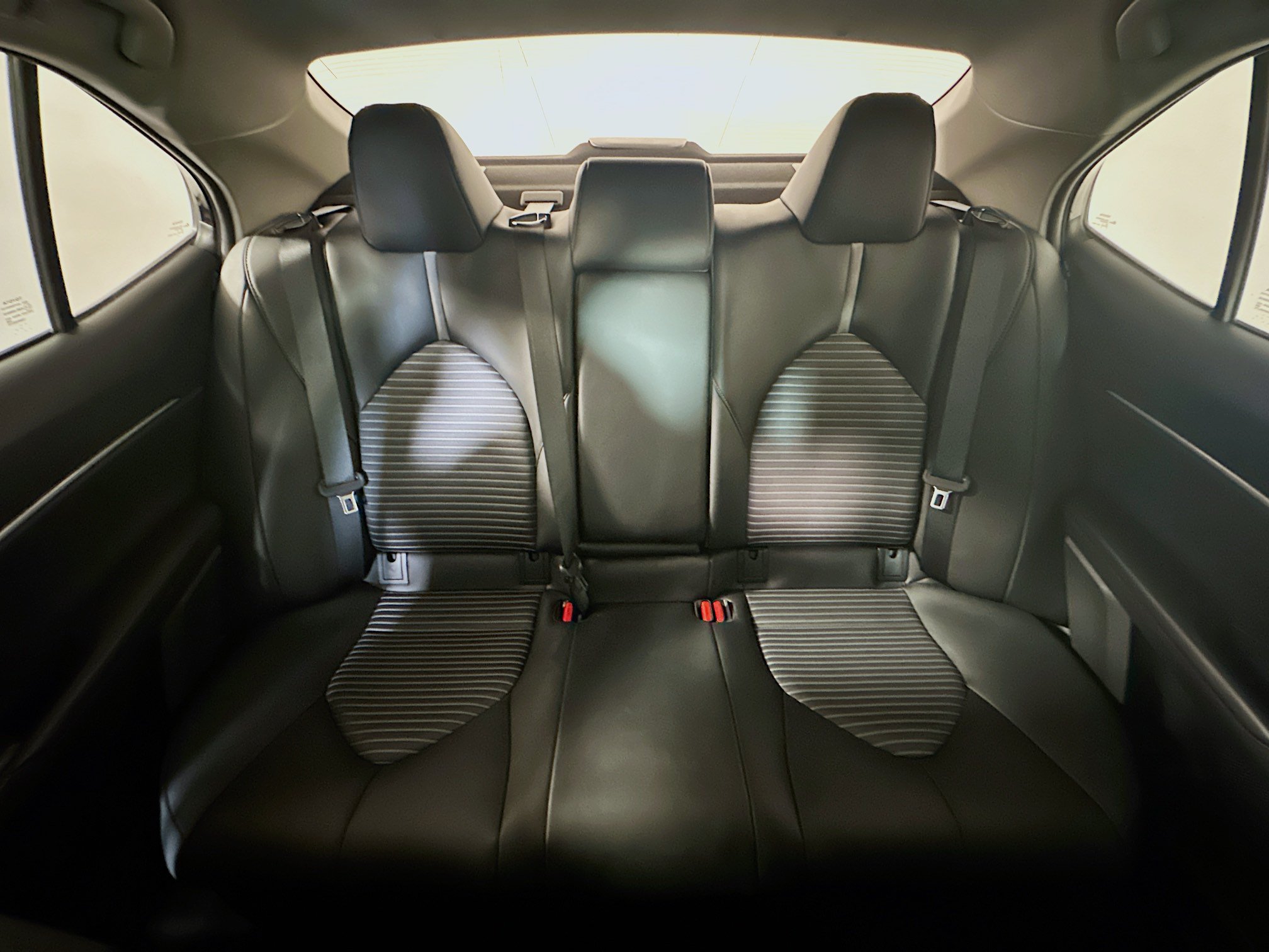 Used 2023 Toyota Camry SE w/ Audio Upgrade Package FWD image 30