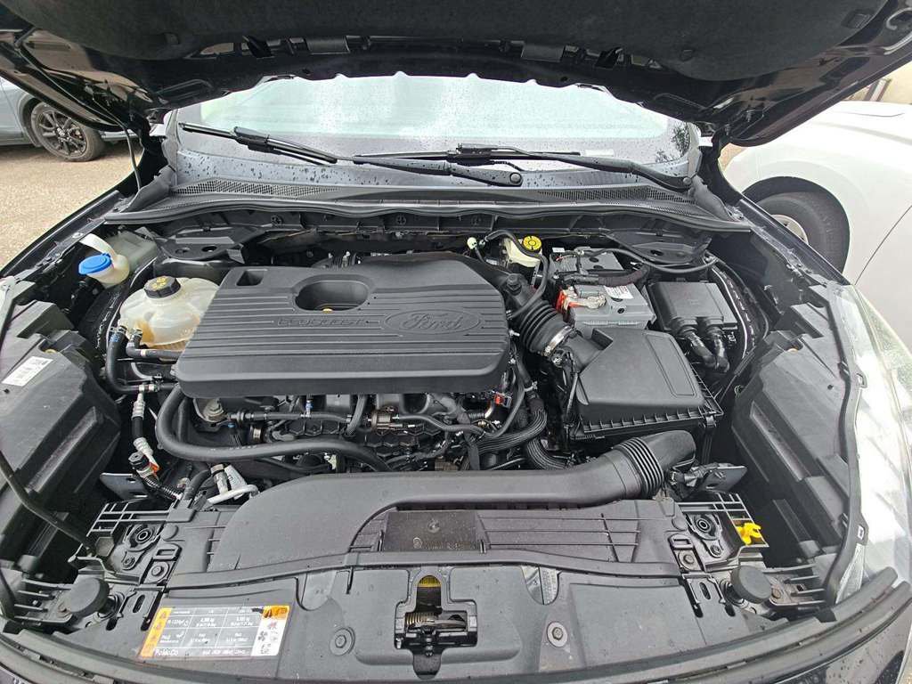 Used 2020 Ford Escape Titanium AWD/4WD image 25
