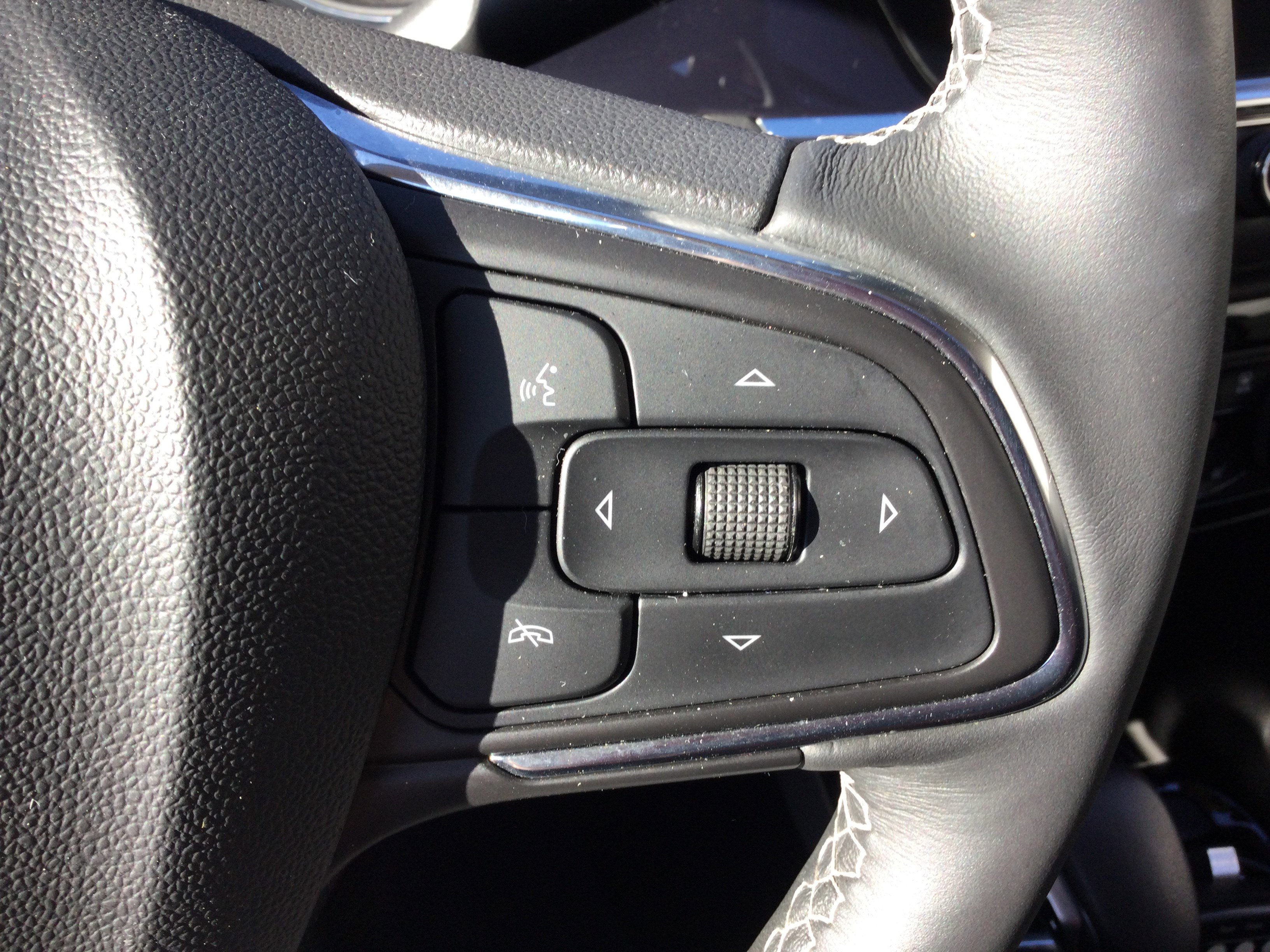 Used 2023 Buick Encore GX Essence w/ Experience Buick Package image 20