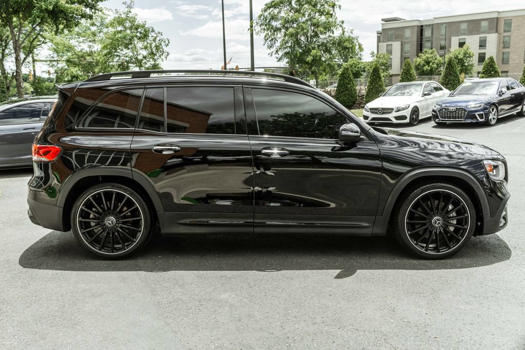 Used 2023 Mercedes-Benz GLB 35 AMG 4MATIC w/ AMG Night Package Plus image 3