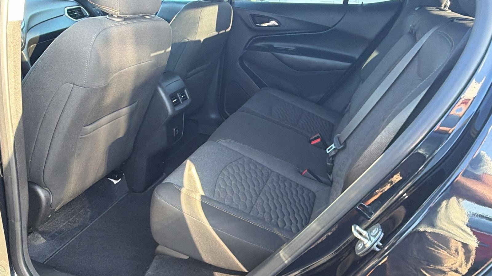 Used 2020 Chevrolet Equinox LT FWD image 19
