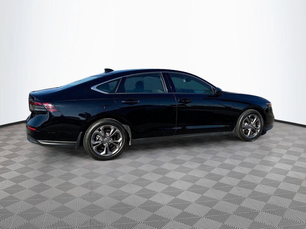 Used 2023 Honda Accord EX image 5