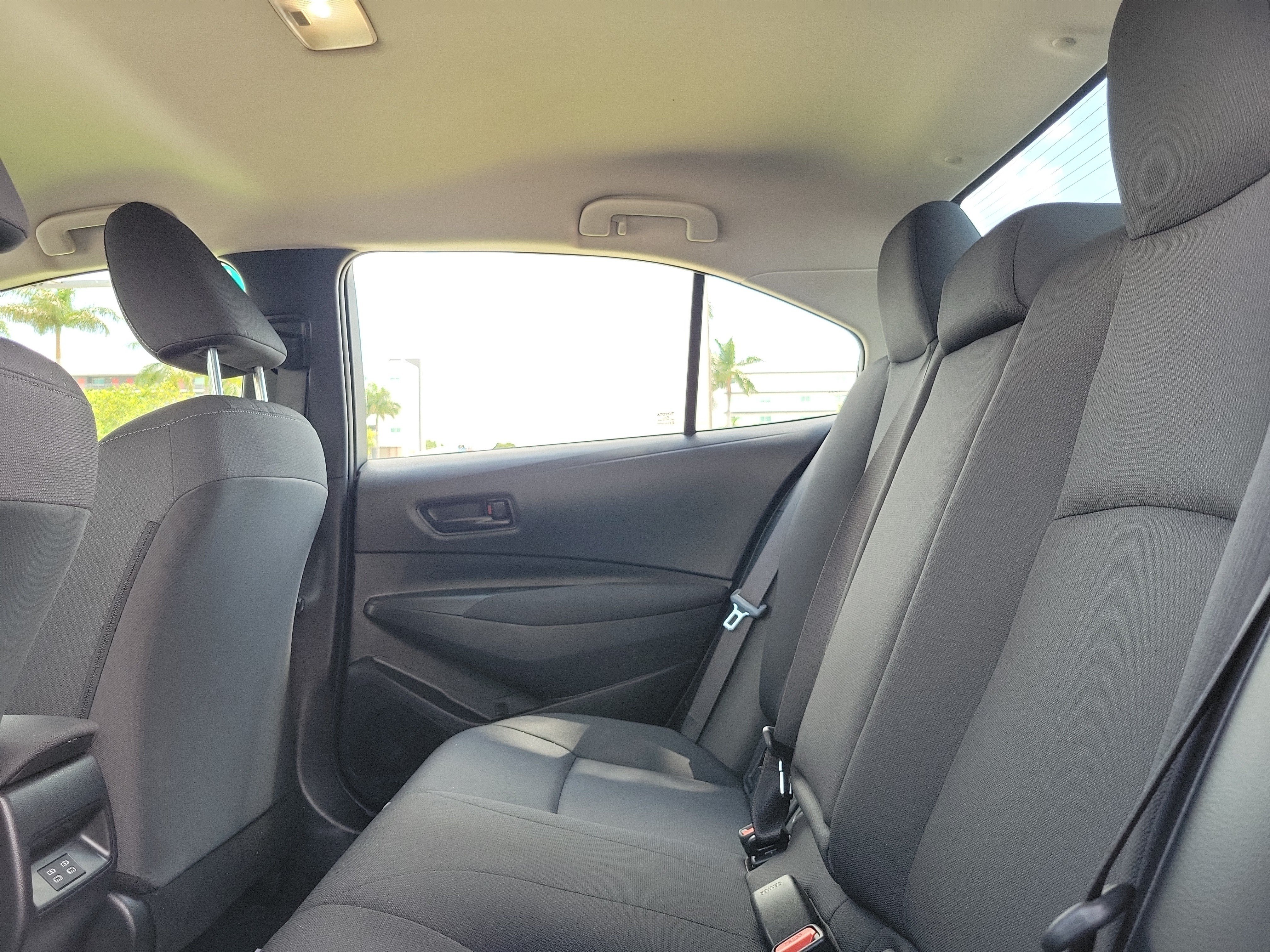 Used 2025 Toyota Corolla LE FWD image 8