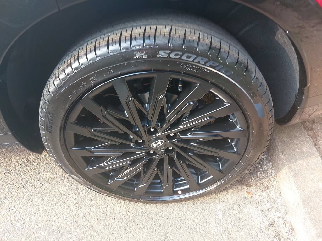New 2027 Hyundai Santa Fe Calligraphy FWD image 35