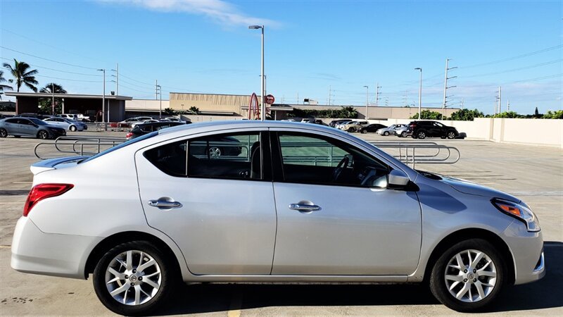 Used 2018 Nissan Versa SV w/ SV Special Edition FWD image 5