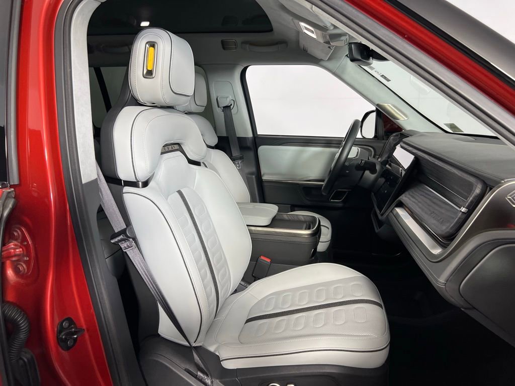 Used 2024 Rivian R1S Launch Edition image 36