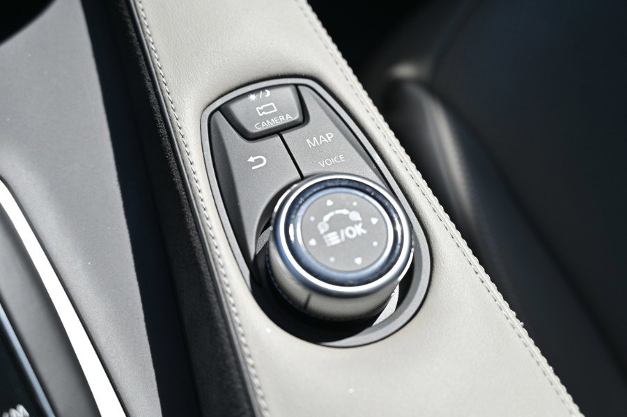 Used 2023 INFINITI QX50 Sensory AWD/4WD image 36