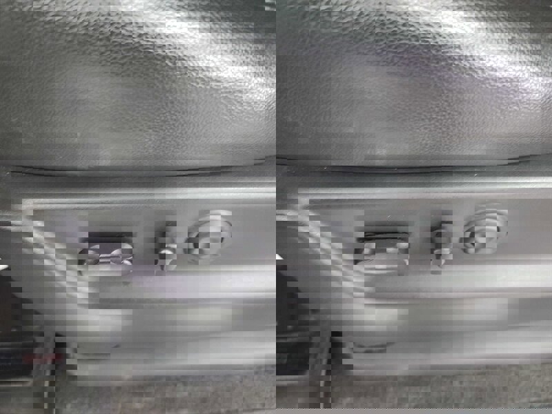 Used 2012 Chevrolet Suburban LTZ image 34