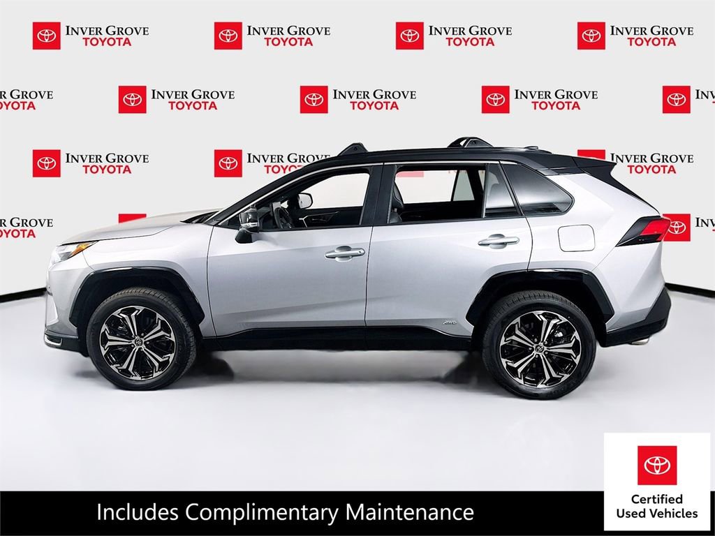 Certified 2025 Toyota RAV4 XSE w/ Premium Package image 9