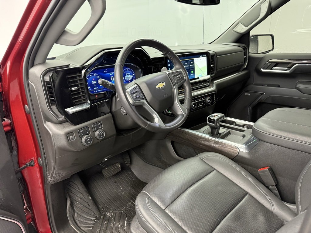 Used 2023 Chevrolet Silverado 1500 LTZ image 37