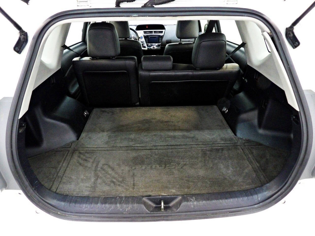 Used 2015 Toyota Prius V Four FWD image 13