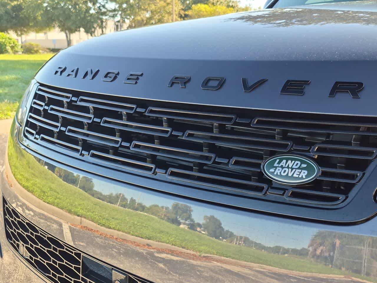 New 2027 Land Rover Range Rover Sport SE AWD/4WD image 13