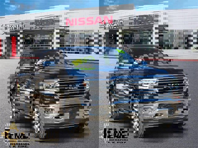 Used 2023 RAM 1500 Limited w/ Trailer Tow Group image 1