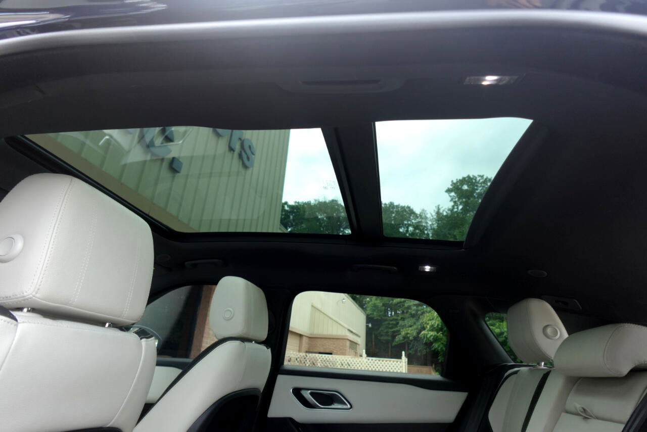 Used 2021 Land Rover Range Rover Velar R-Dynamic S image 15