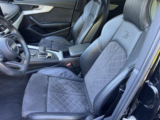 Used 2019 Audi S4 Premium w/ Convenience Package AWD/4WD image 7