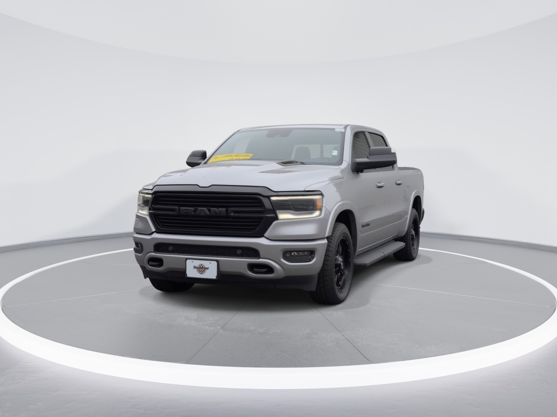 Used 2021 RAM 1500 Laramie w/ Night Edition AWD/4WD image 3