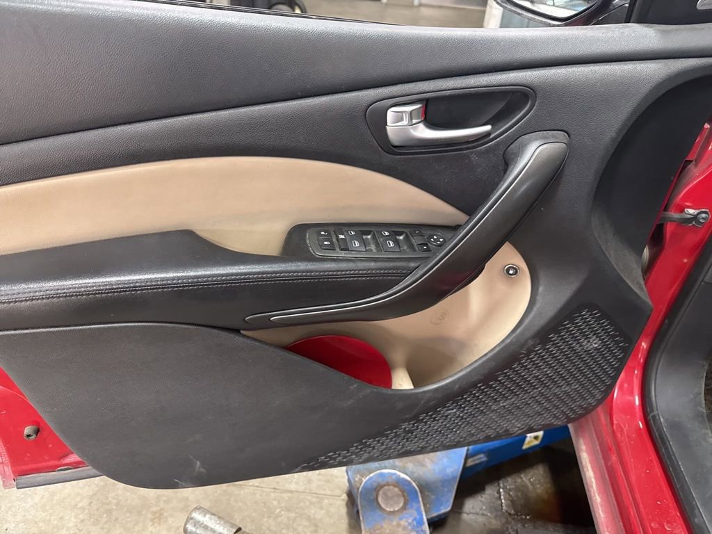 Used 2013 Dodge Dart Limited w/ Limited Special Edition Group FWD image 7
