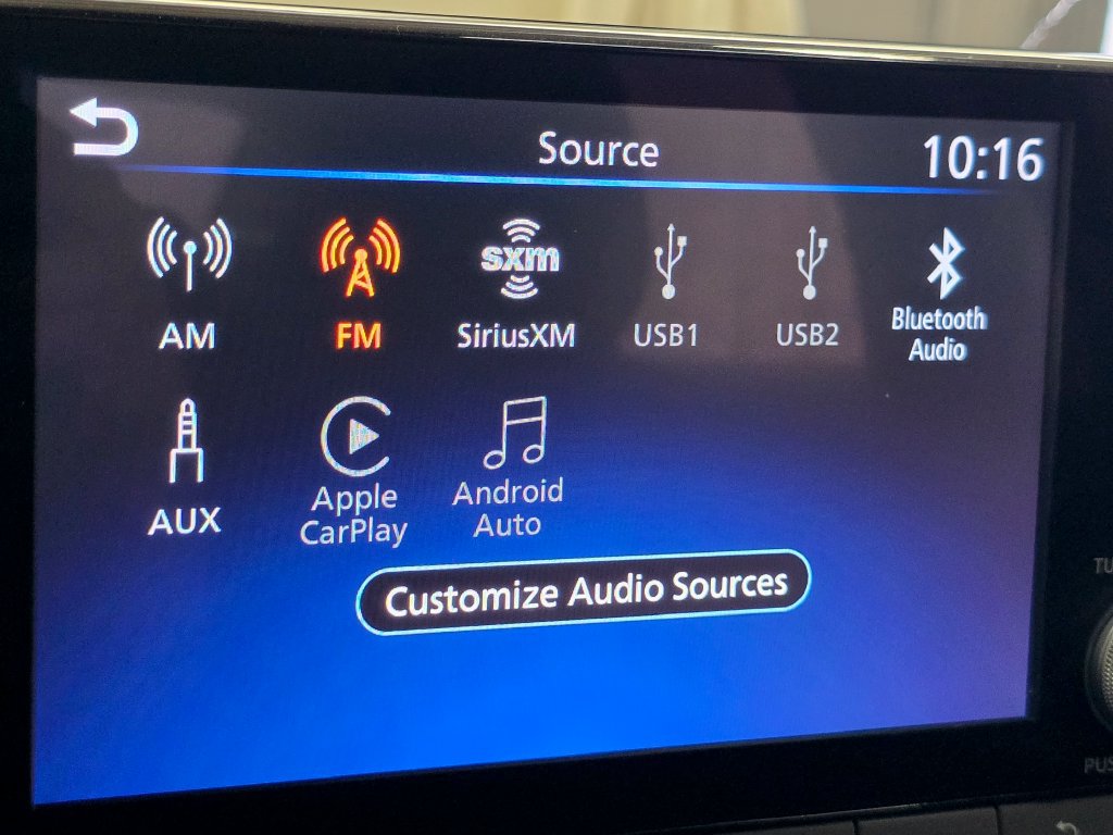 Used 2023 Nissan Sentra SV FWD image 2