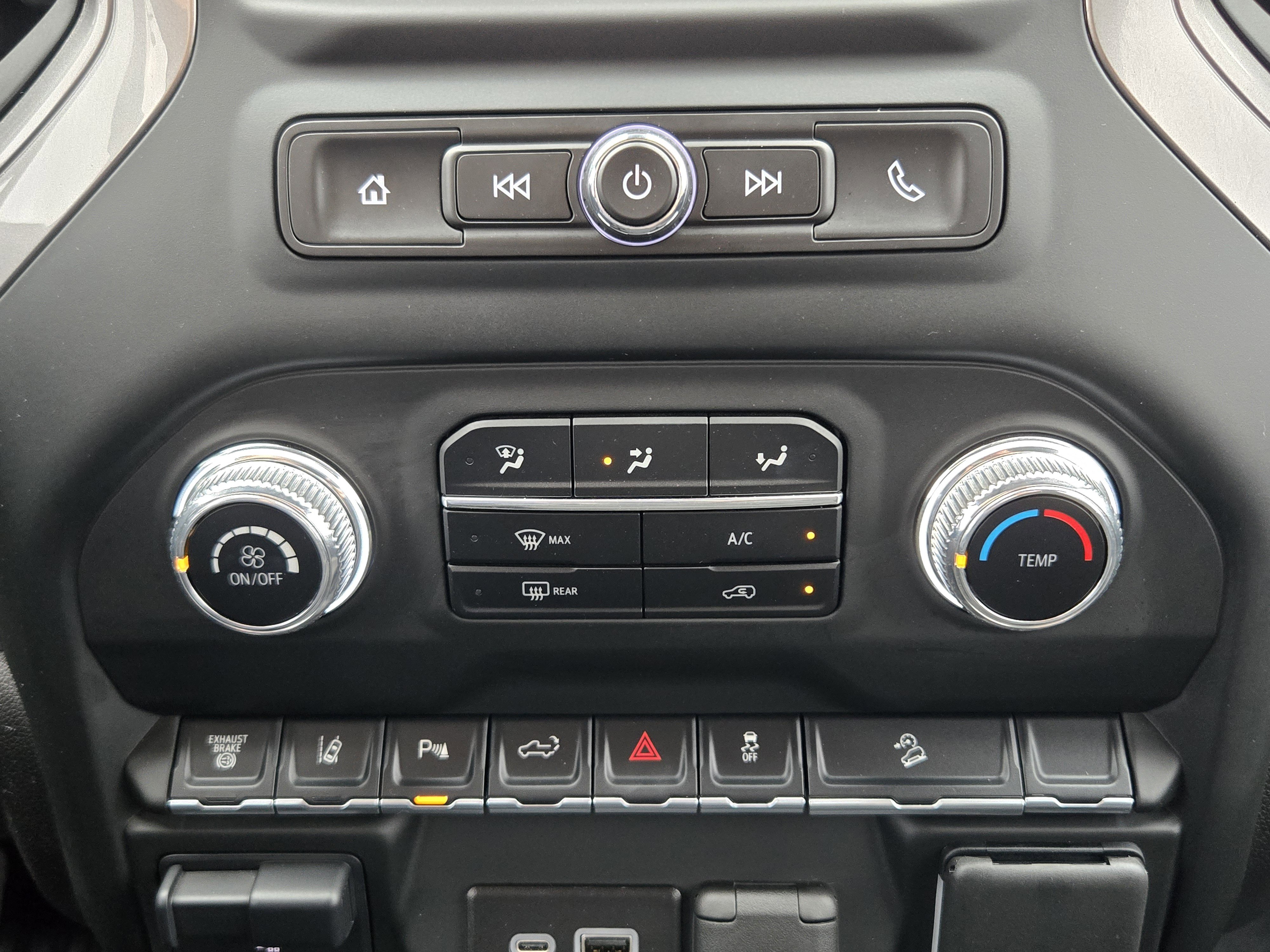 Used 2024 GMC Sierra 2500 Pro w/ 1SA Pro Safety Plus Package image 14