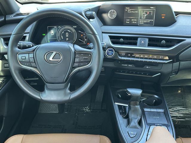Used 2022 Lexus UX 250h 250h Base w/ Premium Package image 10