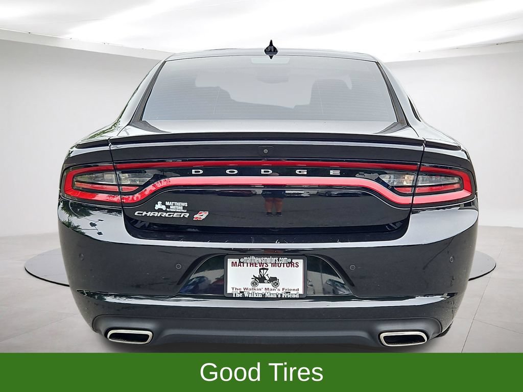 Used 2020 Dodge Charger SXT AWD/4WD image 6
