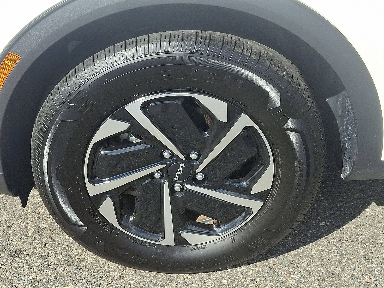 Certified 2023 Kia Sportage LX image 8